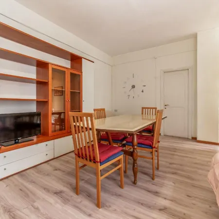 Casa Giuli - Metro Jonio Appartement