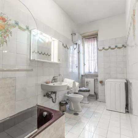 Apartment Casa Giuli - Metro Jonio Rome